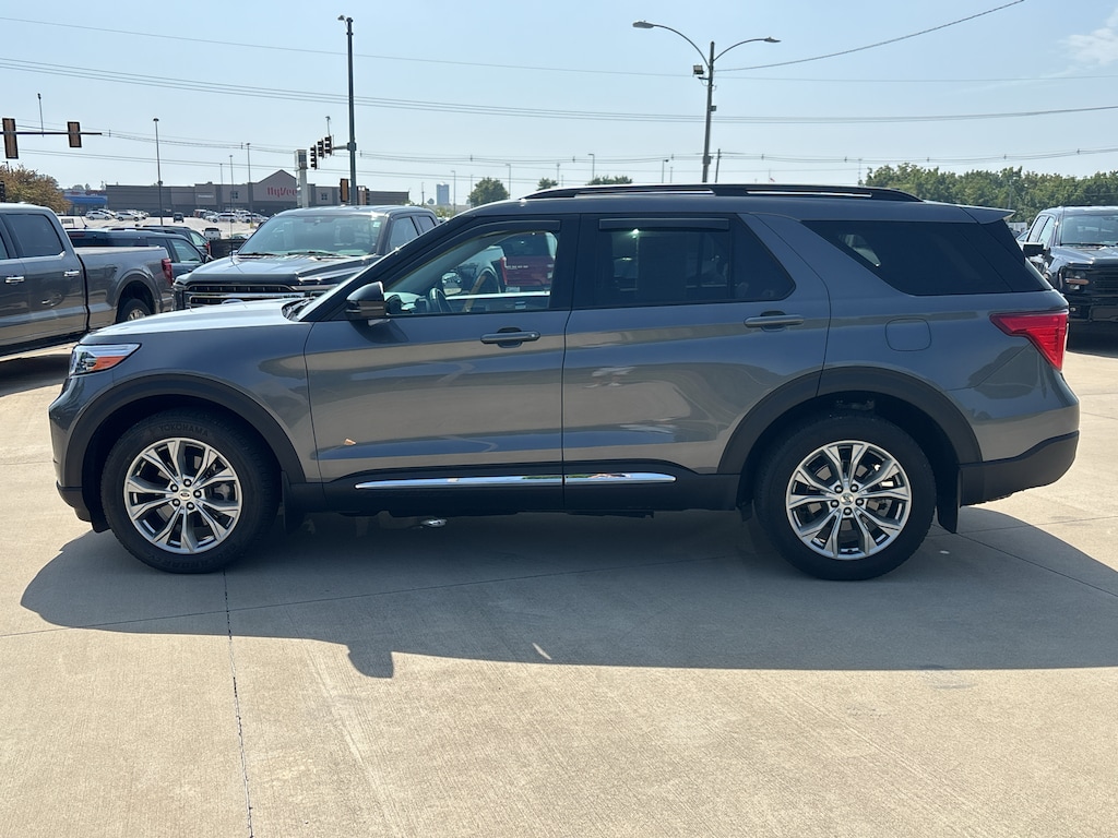 Used 2024 Ford Explorer XLT SUV