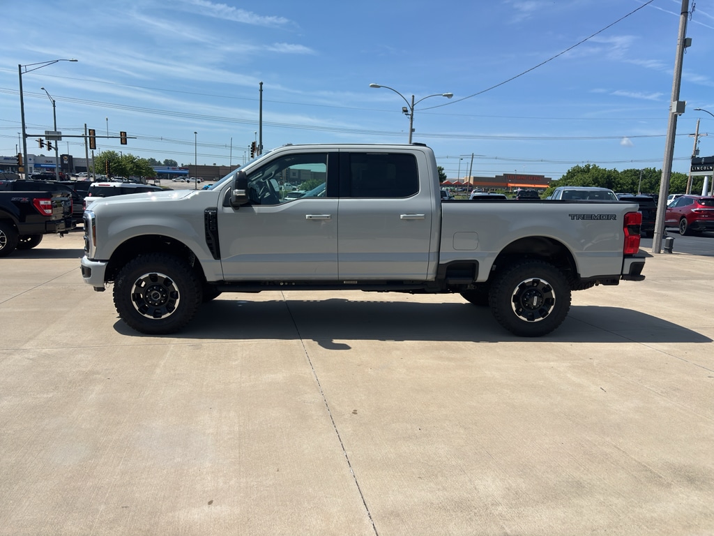 Used 2025 Ford F-350 Platinum Truck Crew Cab
