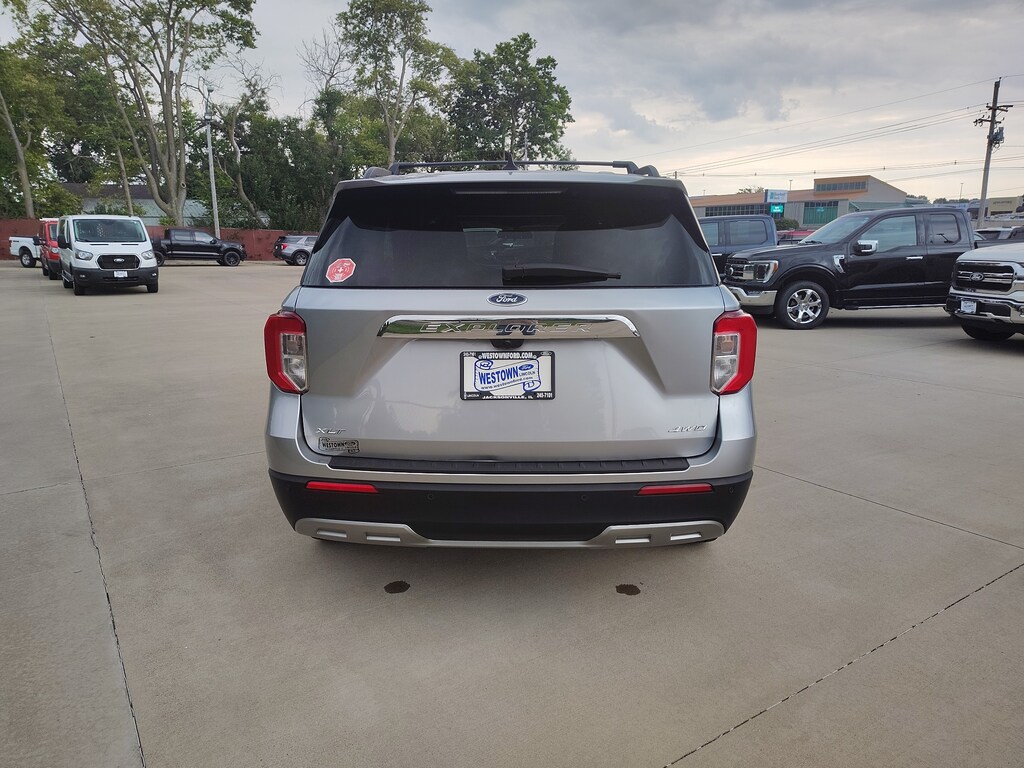 Used 2024 Ford Explorer XLT SUV
