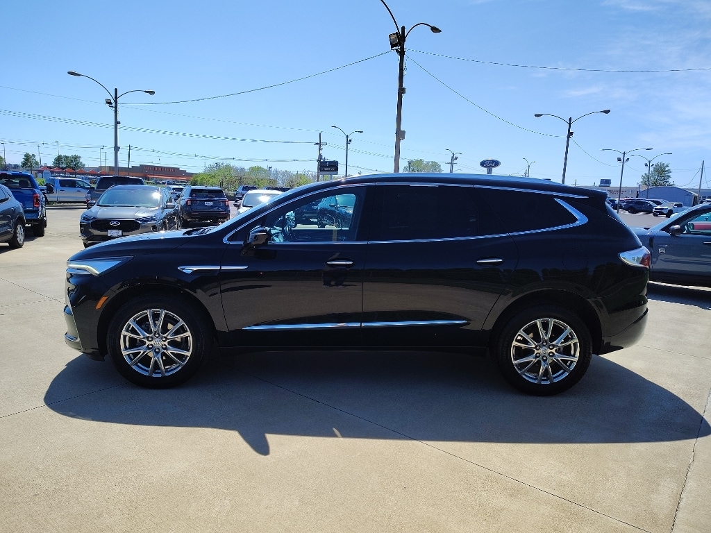 Used 2023 Buick Enclave Essence SUV