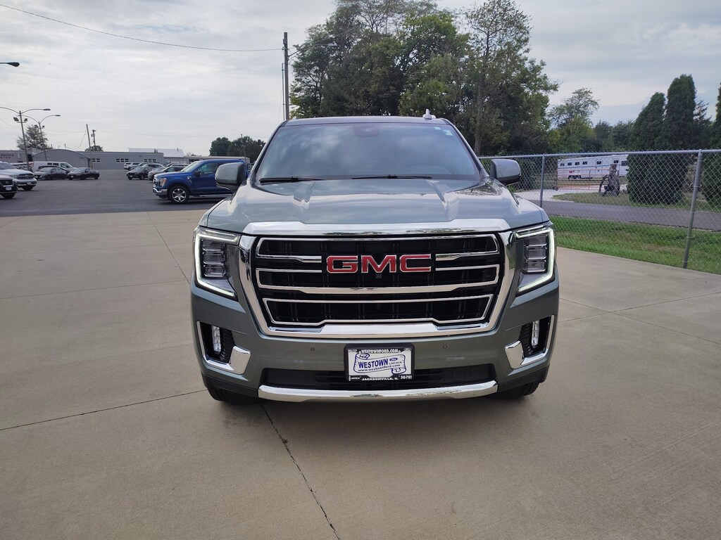 Used 2024 GMC Yukon SLT SUV