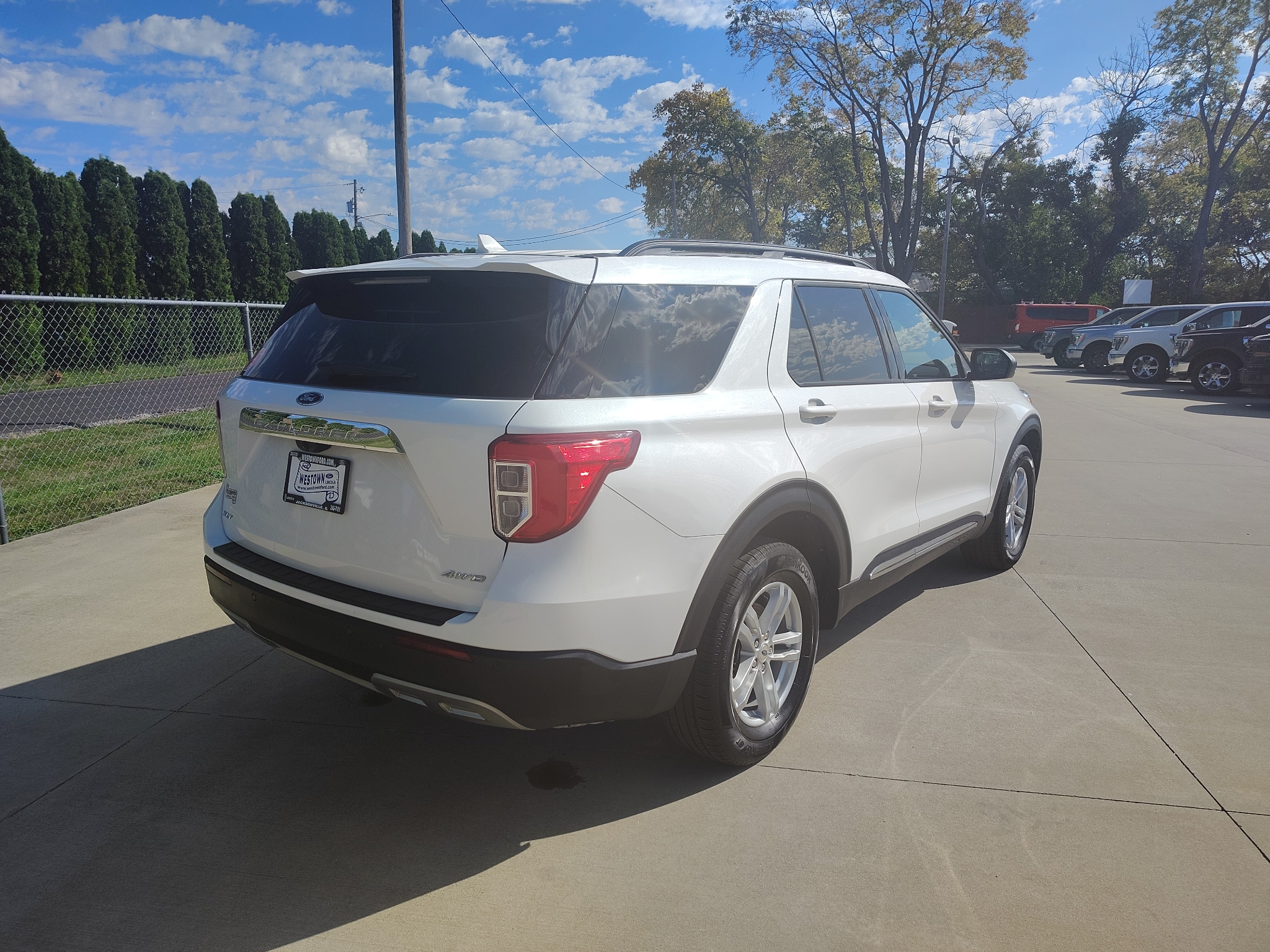 Used 2024 Ford Explorer XLT SUV