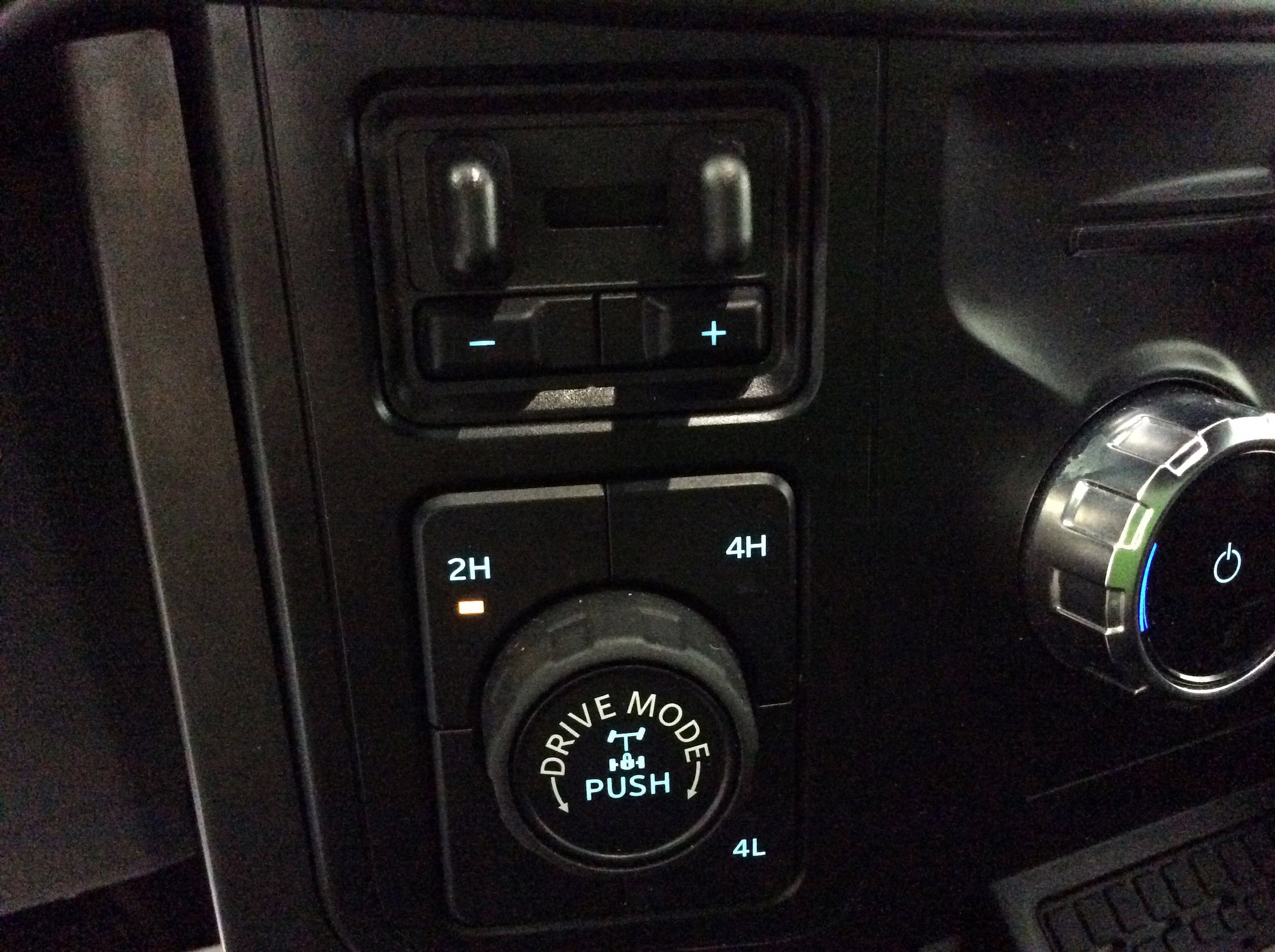 2024 Ford F-150 XLT - Photo 28