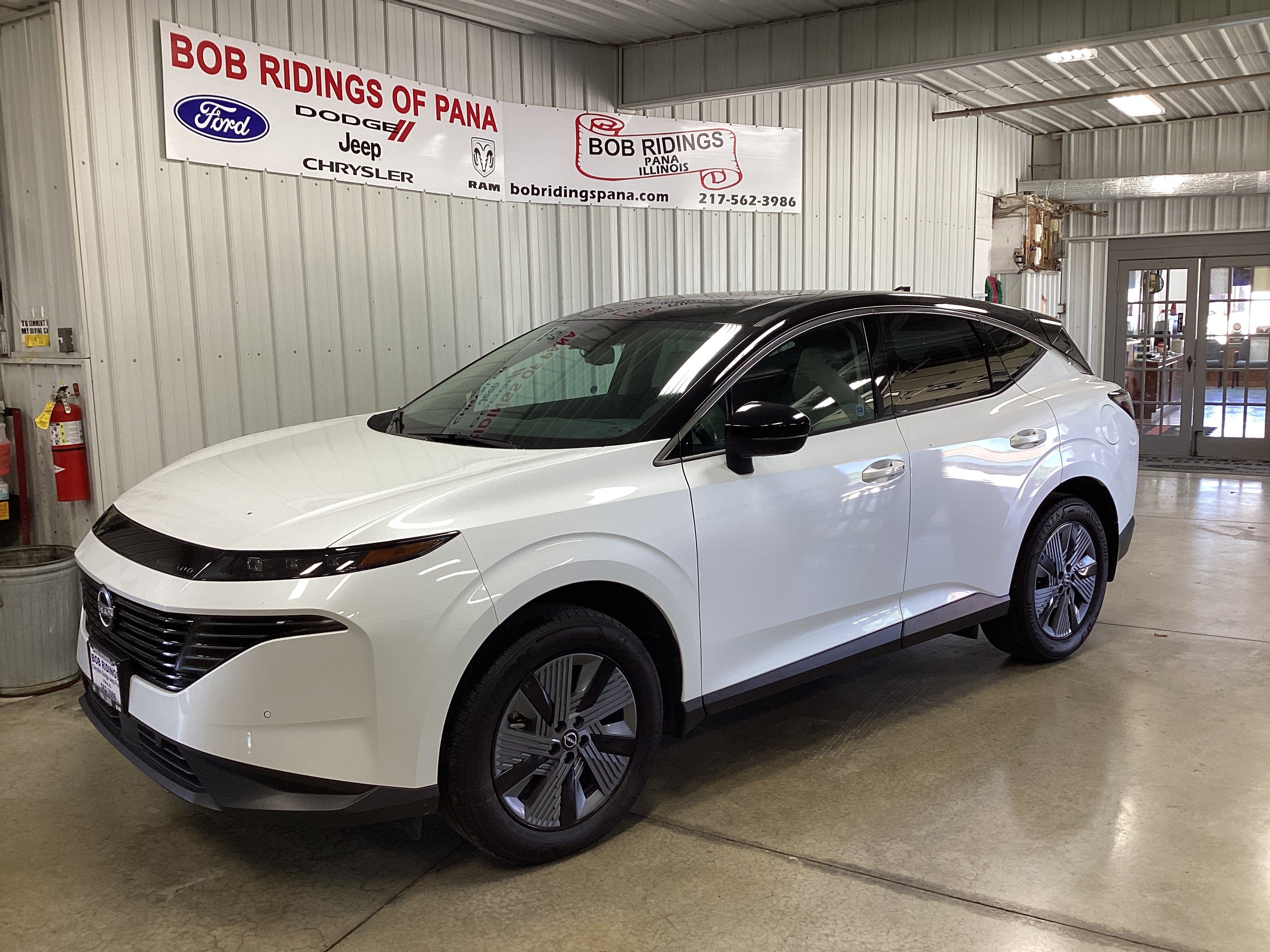 2025 Nissan Murano SL