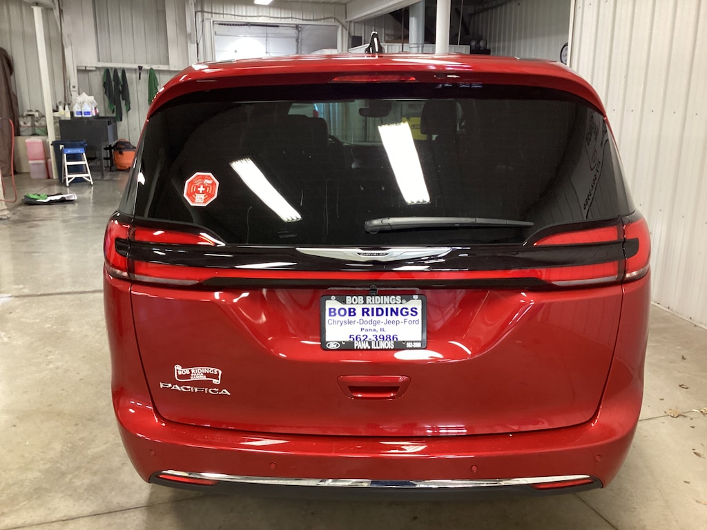 New 2026 Chrysler Pacifica Select Van Passenger Van