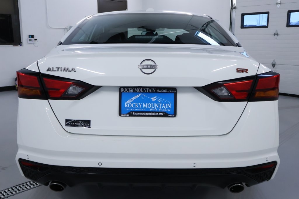 2024 Nissan Altima SR - Photo 6