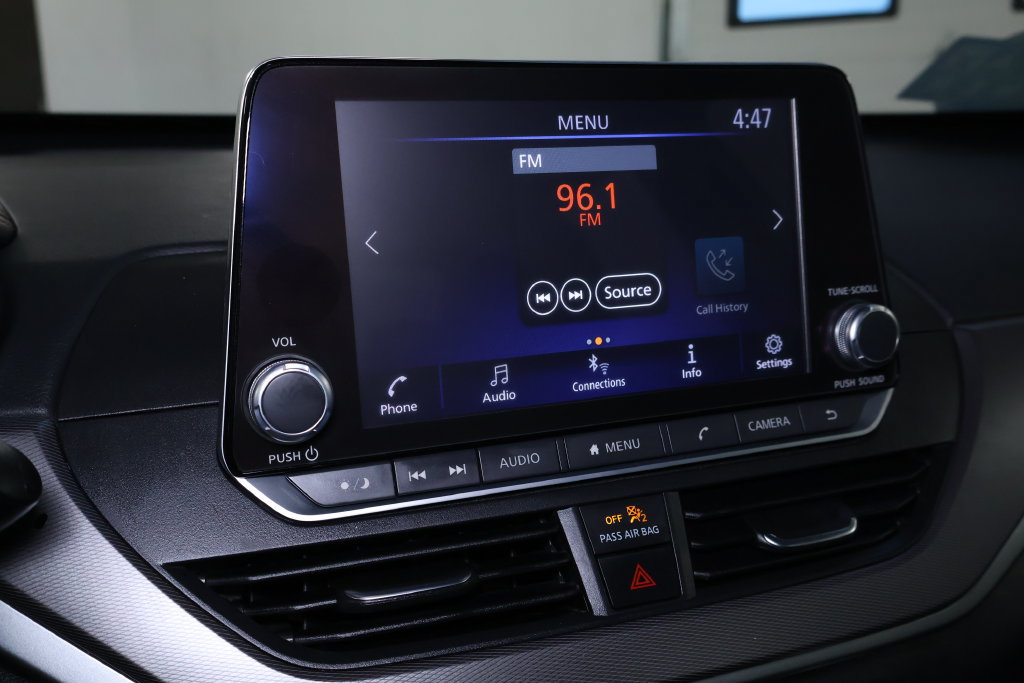 2024 Nissan Altima SR - Photo 26