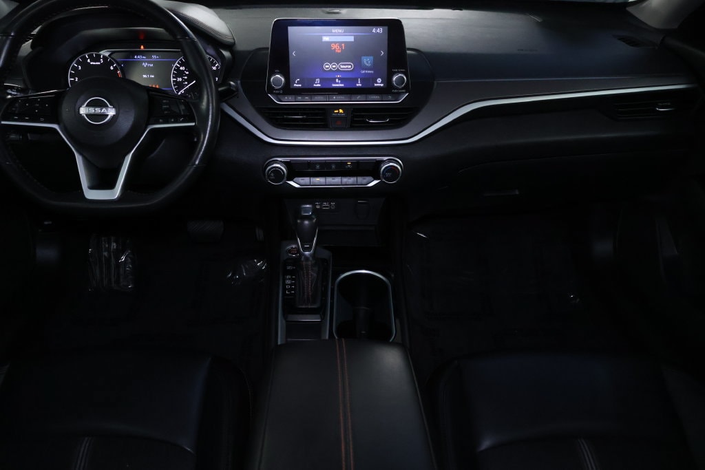 2024 Nissan Altima SR - Photo 17