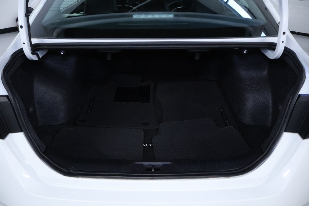 2024 Nissan Altima SR - Photo 16