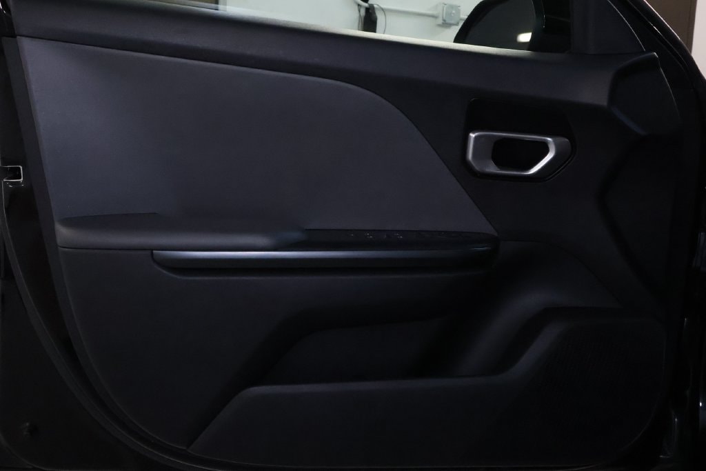 2025 Kia K4 LXS - Photo 11