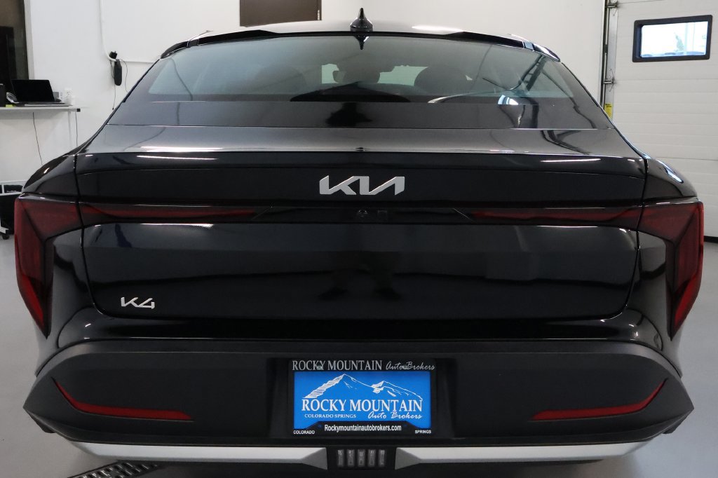 2025 Kia K4 LXS - Photo 6