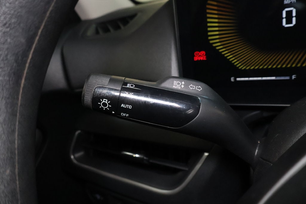 2025 Kia K4 LXS - Photo 21