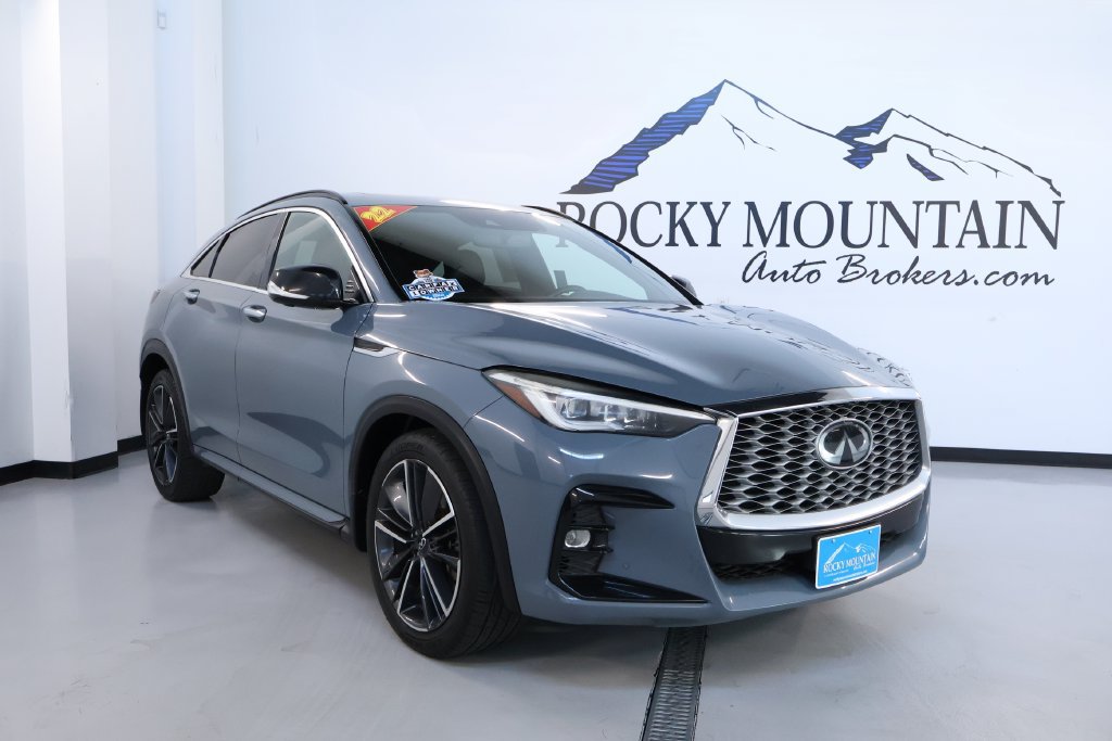 2022 INFINITI QX55 Essential SUV
