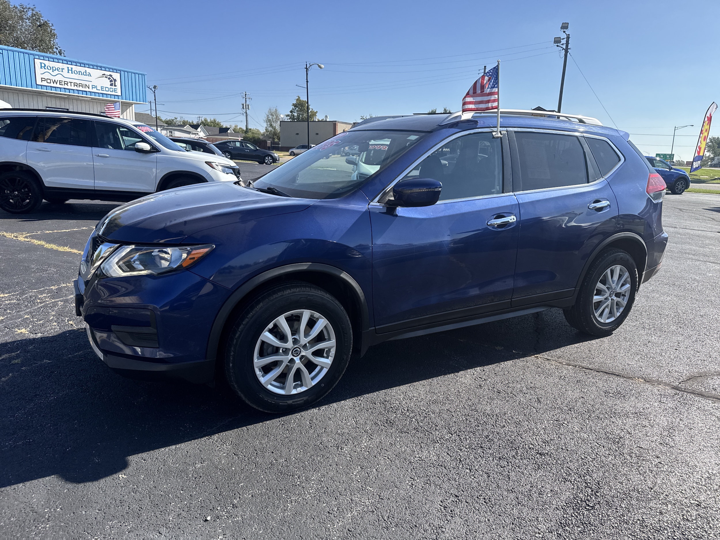 Used 2019 Nissan Rogue SV with VIN JN8AT2MV4KW397651 for sale in Joplin, MO