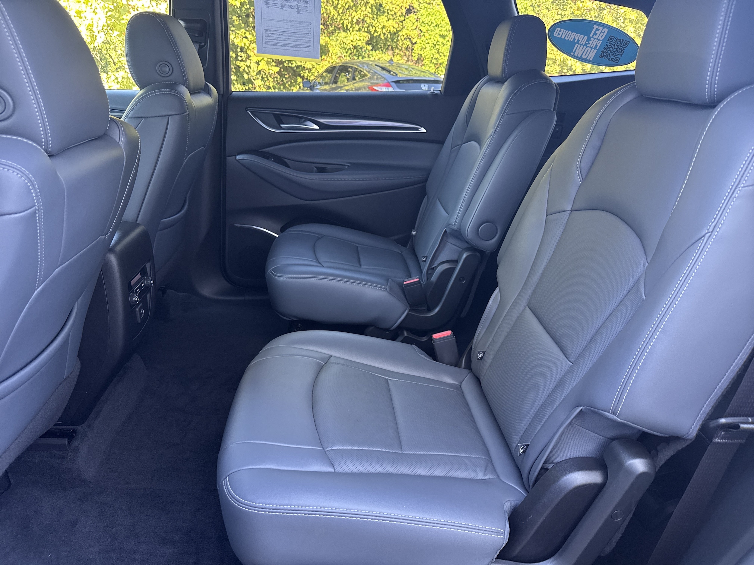 2023 Buick Enclave Essence - Photo 9