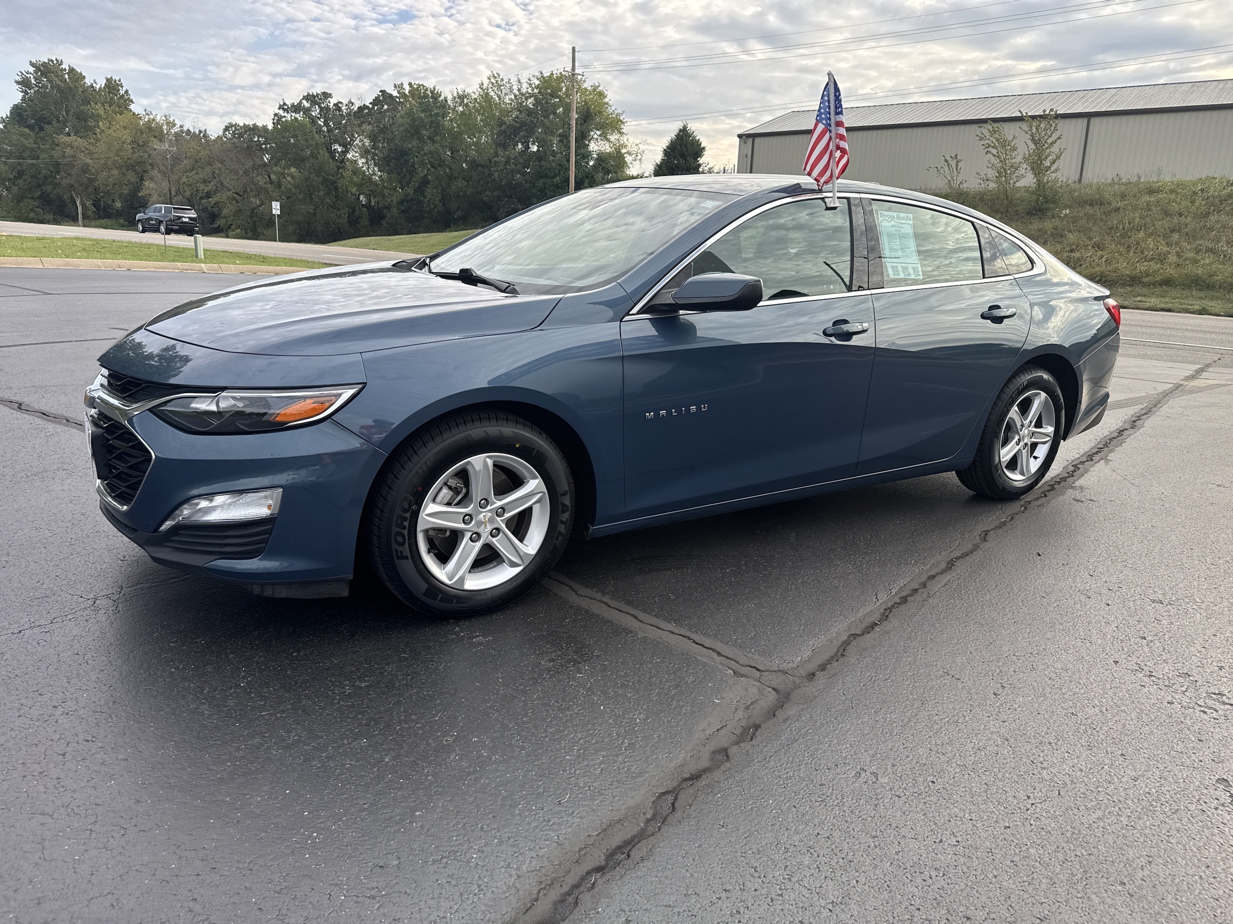Used 2024 Chevrolet Malibu 1LT with VIN 1G1ZD5ST4RF207722 for sale in Joplin, MO