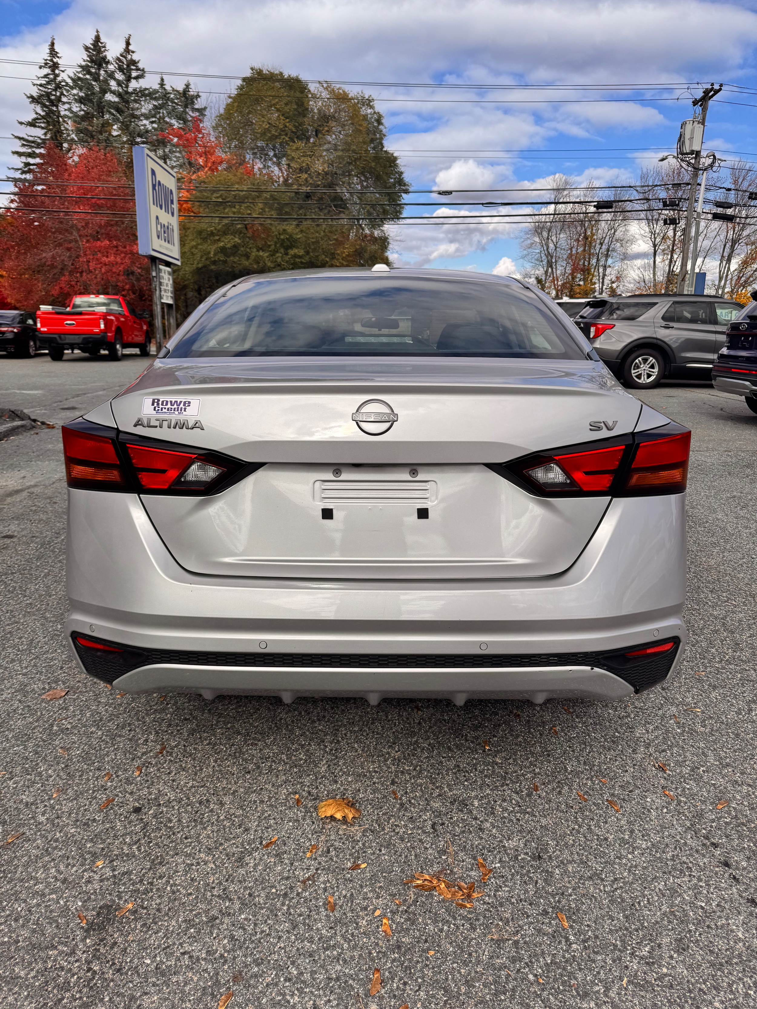 2023 Nissan Altima SV - Photo 5