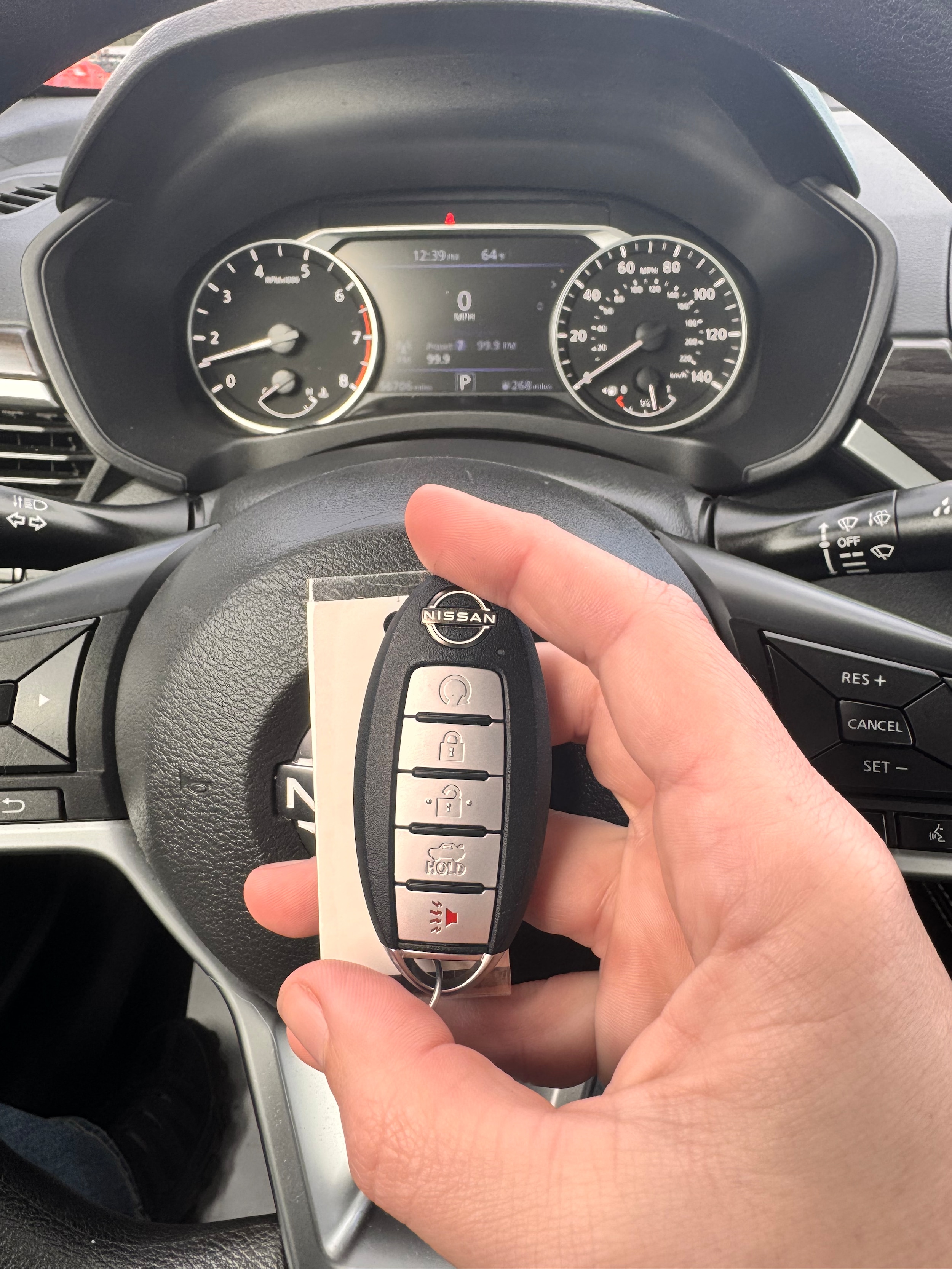2023 Nissan Altima SV - Photo 15