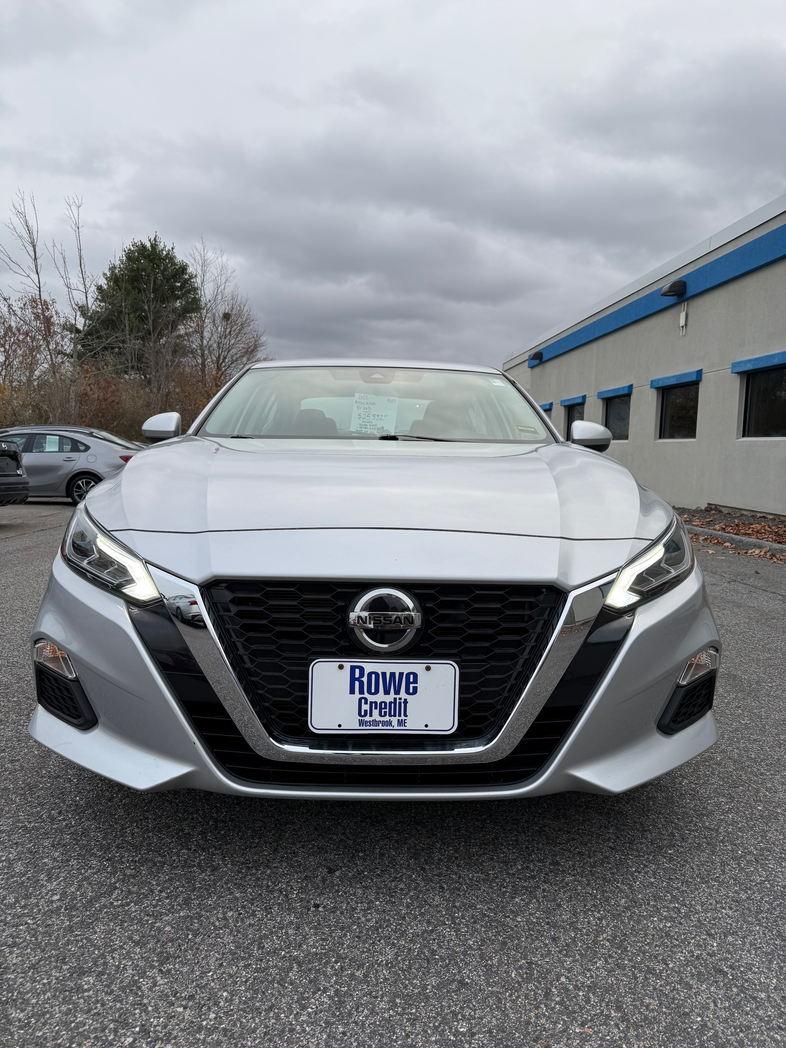 2022 Nissan Altima SV - Photo 2
