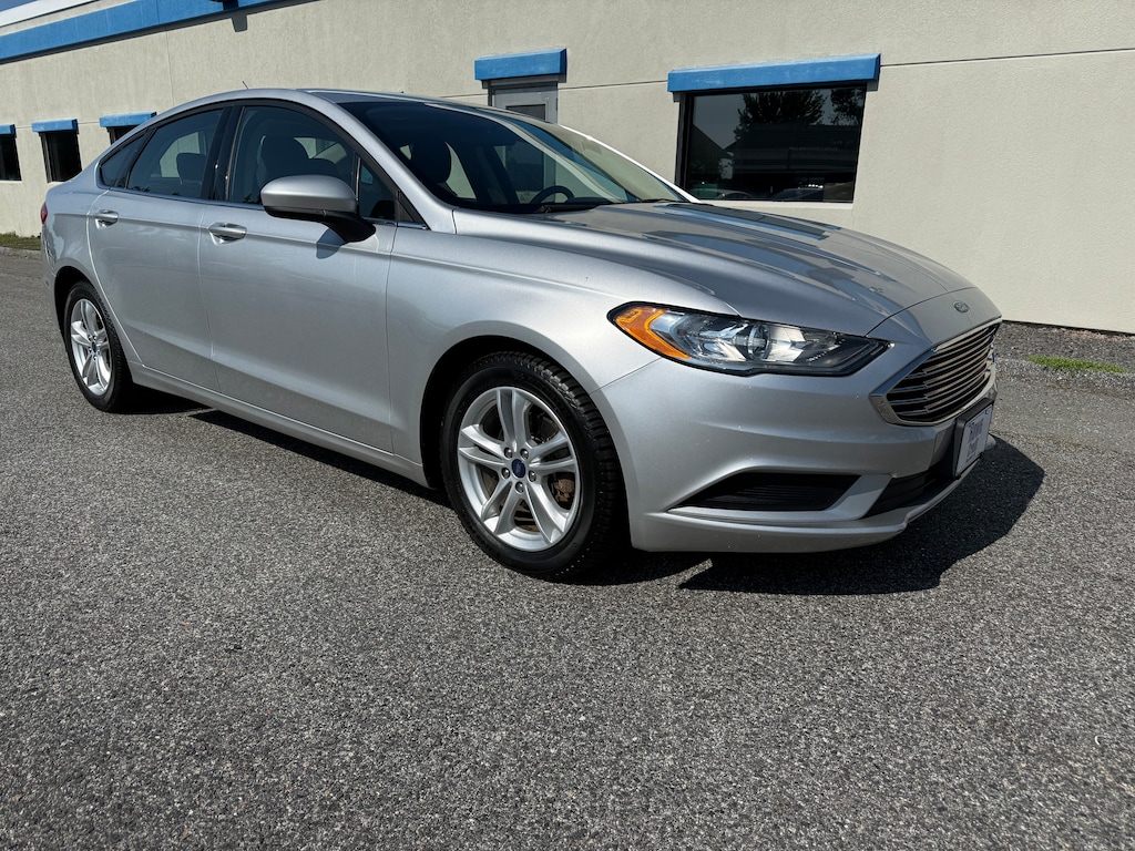 Used 2018 Ford Fusion SE Sedan