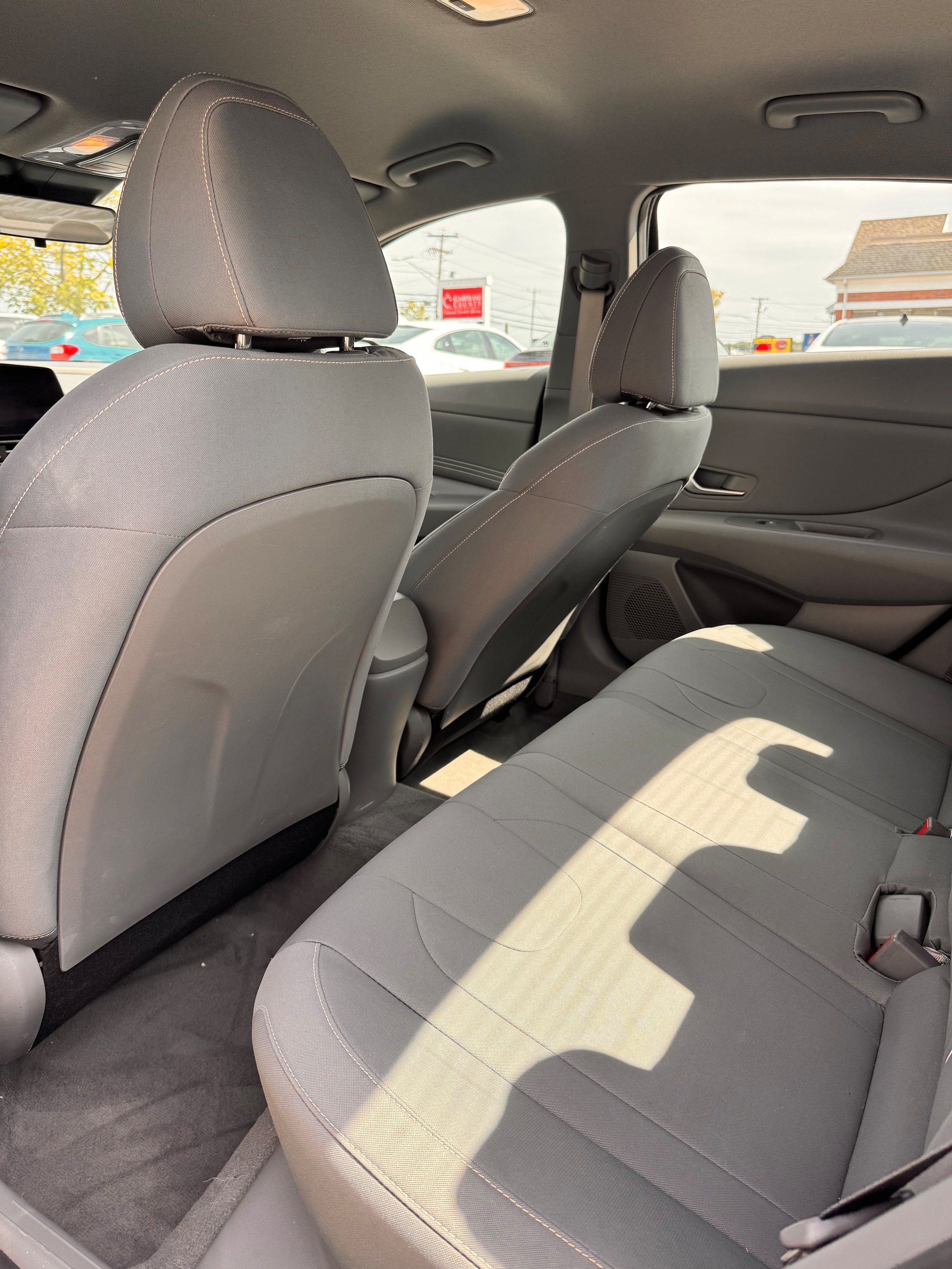 2023 Hyundai Elantra SEL - Photo 16