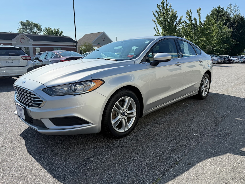 Used 2018 Ford Fusion SE Sedan