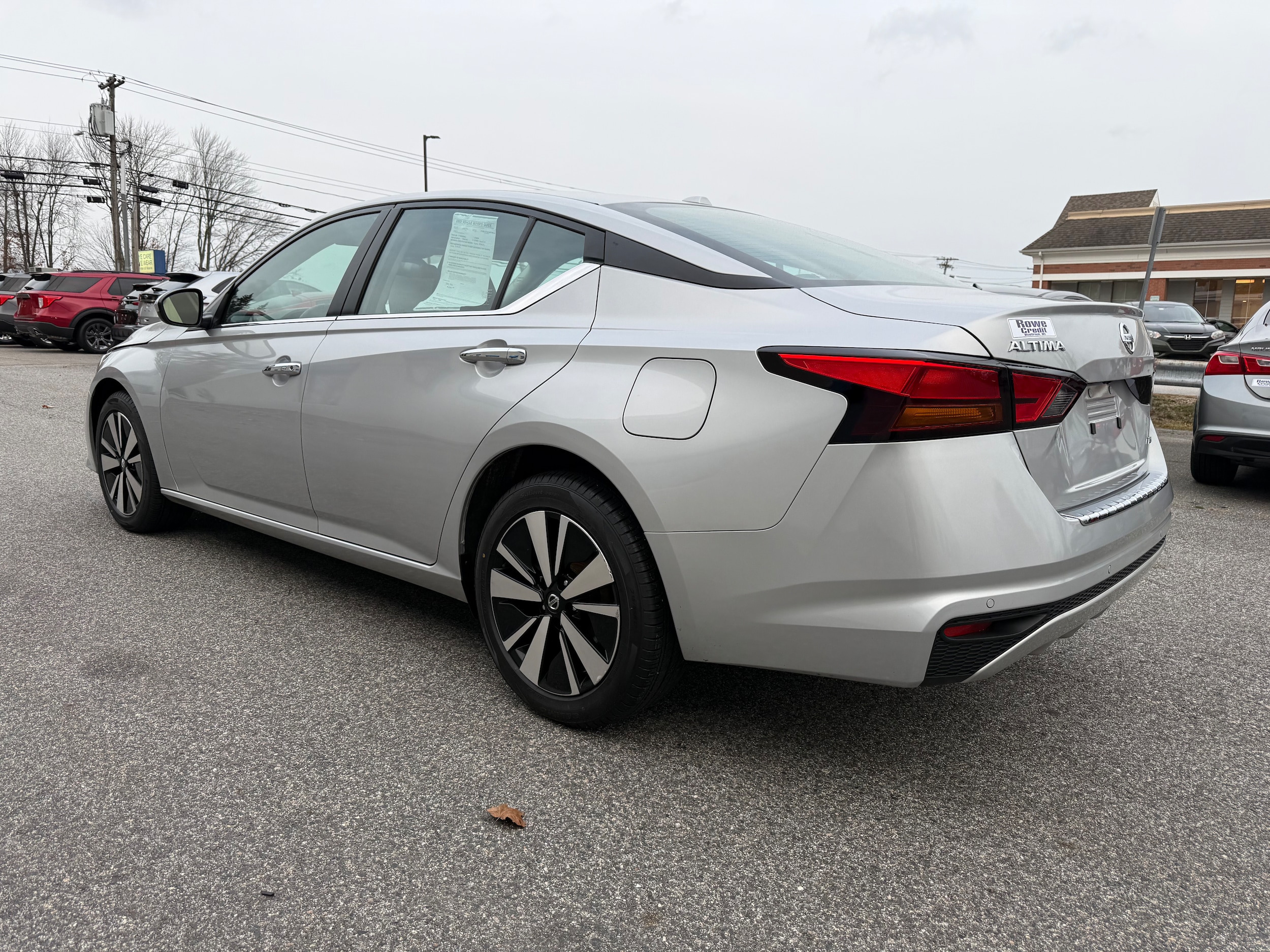 2022 Nissan Altima SV - Photo 6