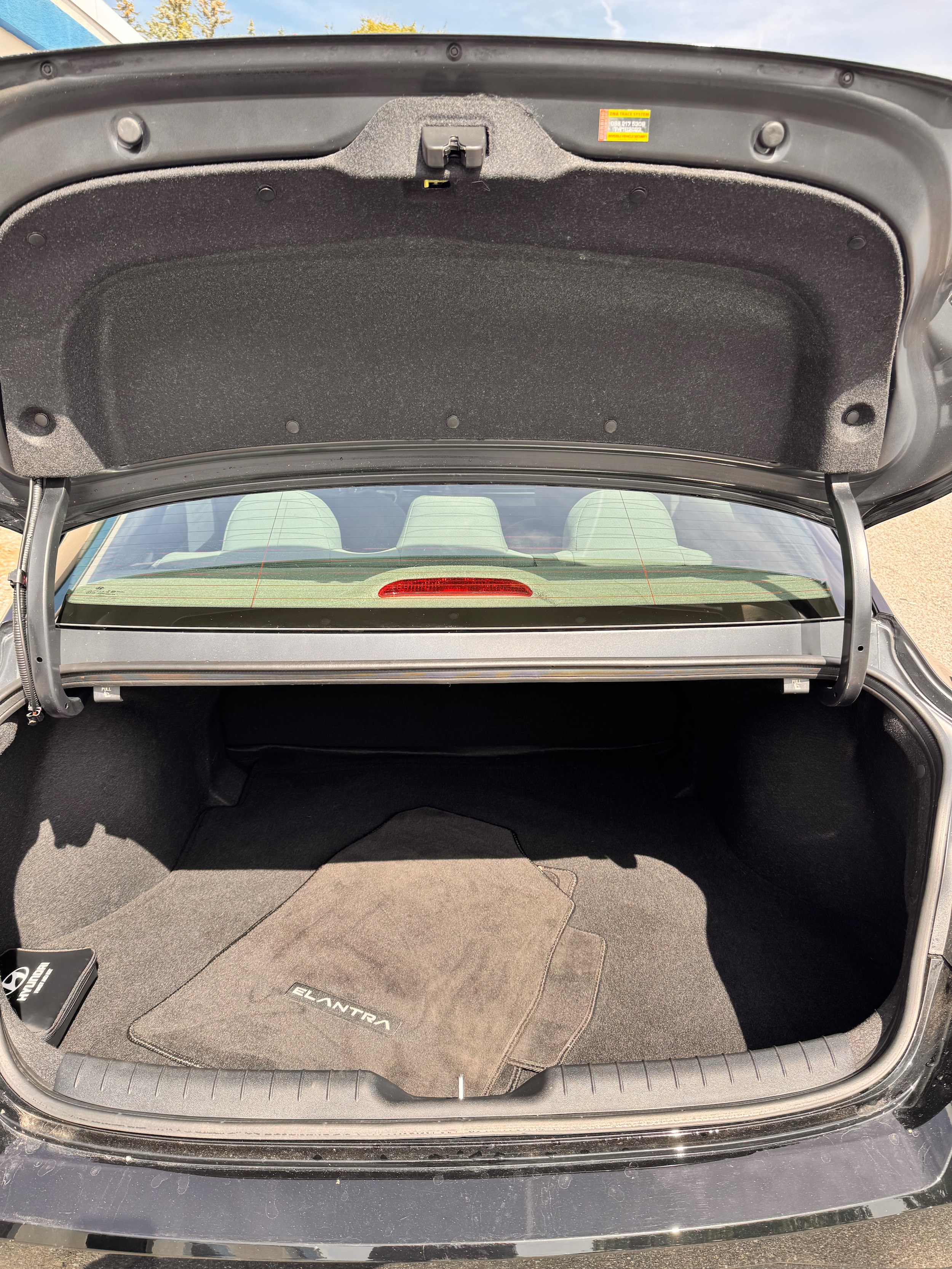 2023 Hyundai Elantra SEL - Photo 17