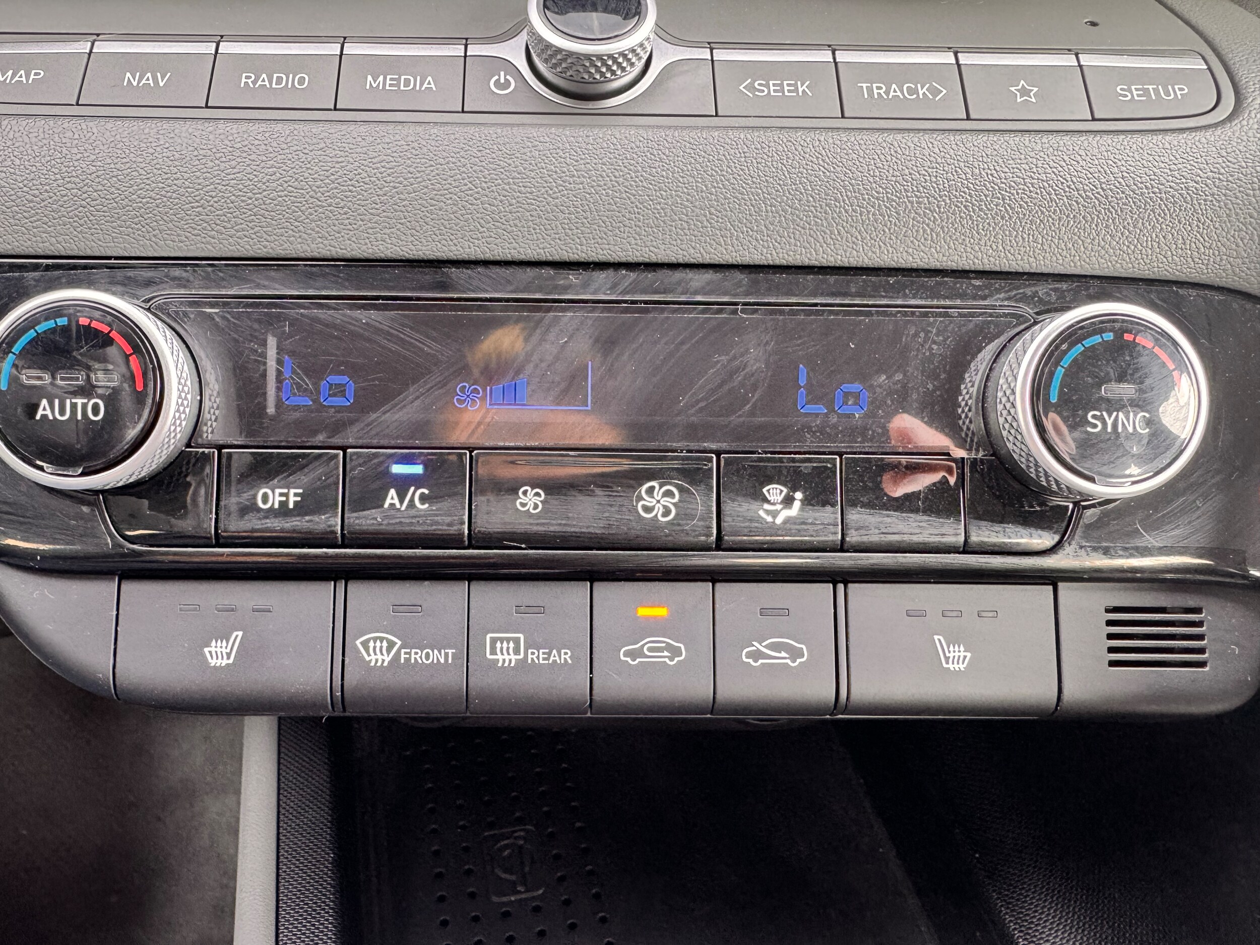 2023 Hyundai Elantra SEL - Photo 15