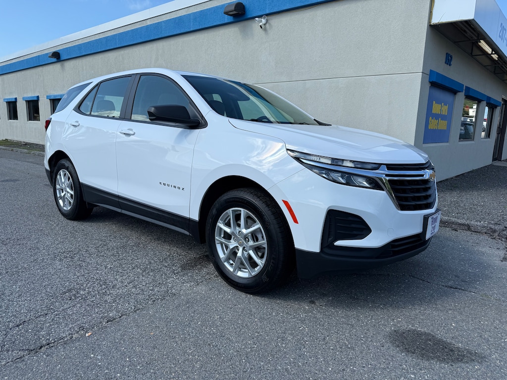 Used 2024 Chevrolet Equinox LS w/1LS SUV