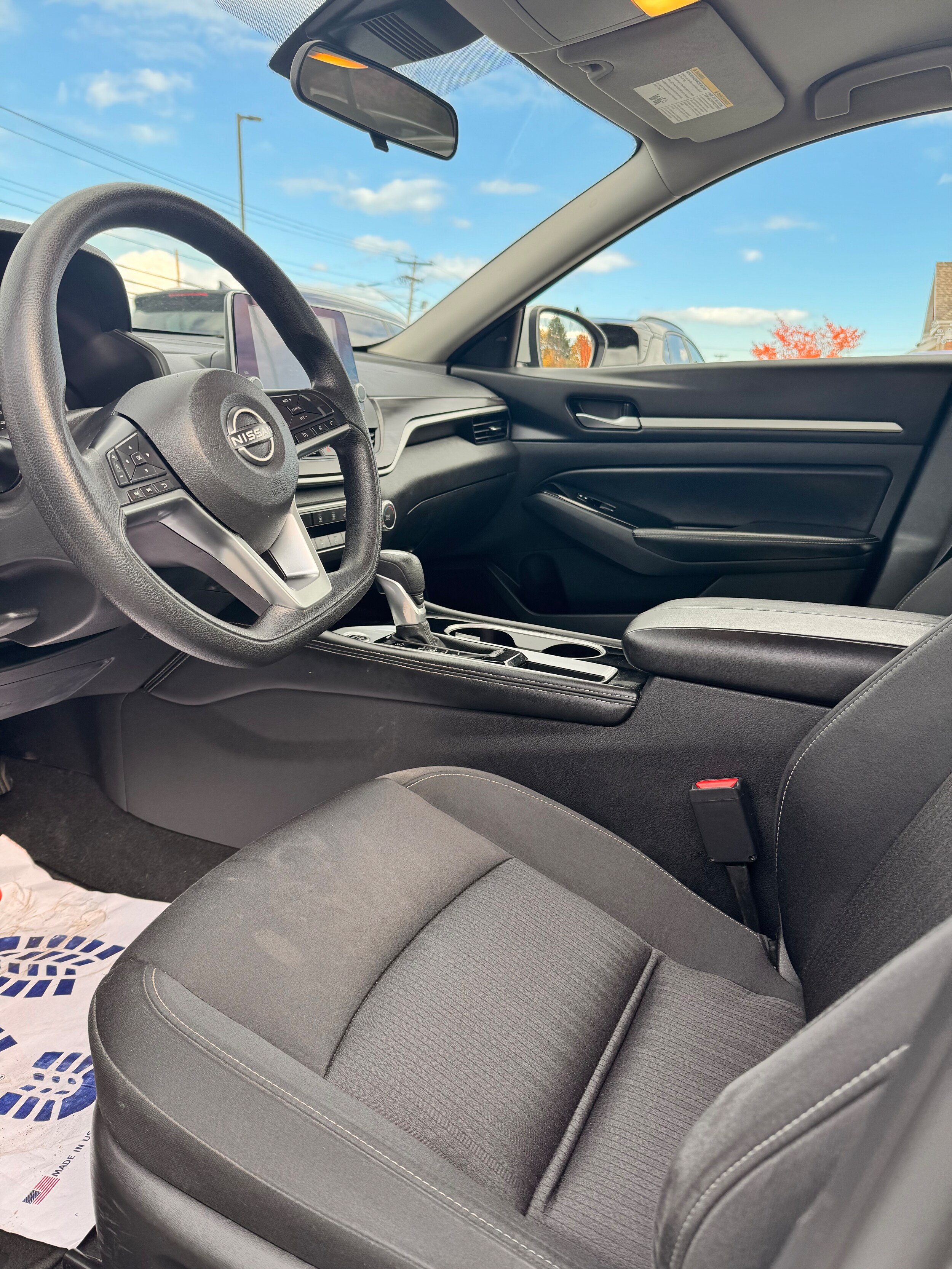 2023 Nissan Altima SV - Photo 9