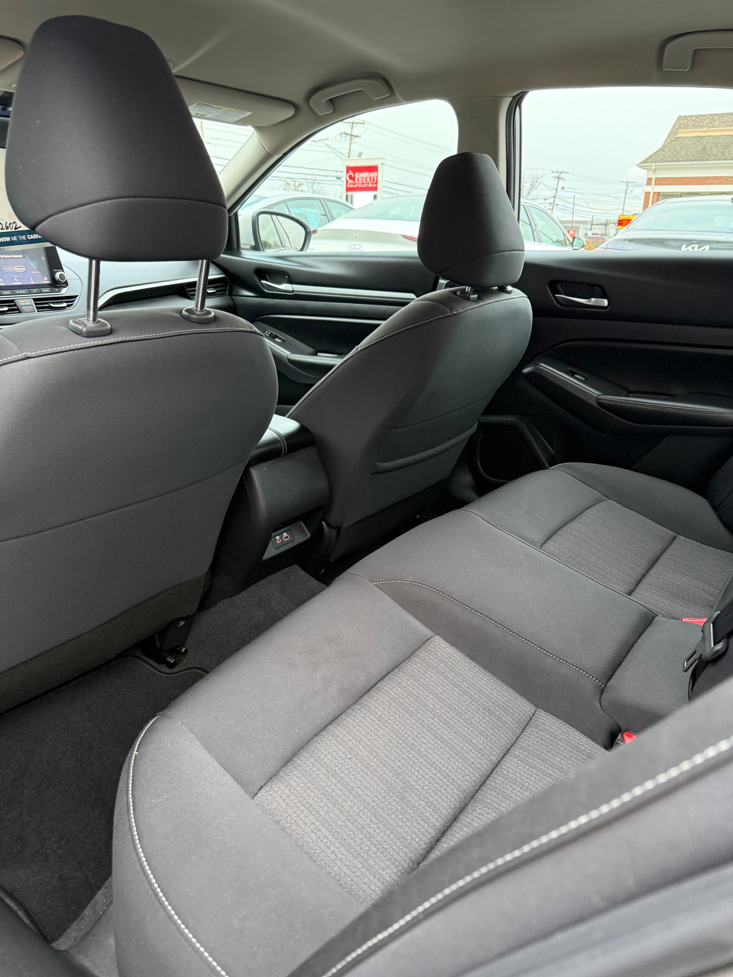 2022 Nissan Altima SV - Photo 13