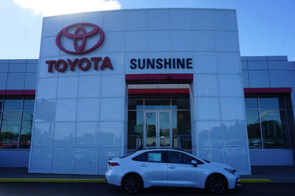 2027 Toyota Corolla SE 