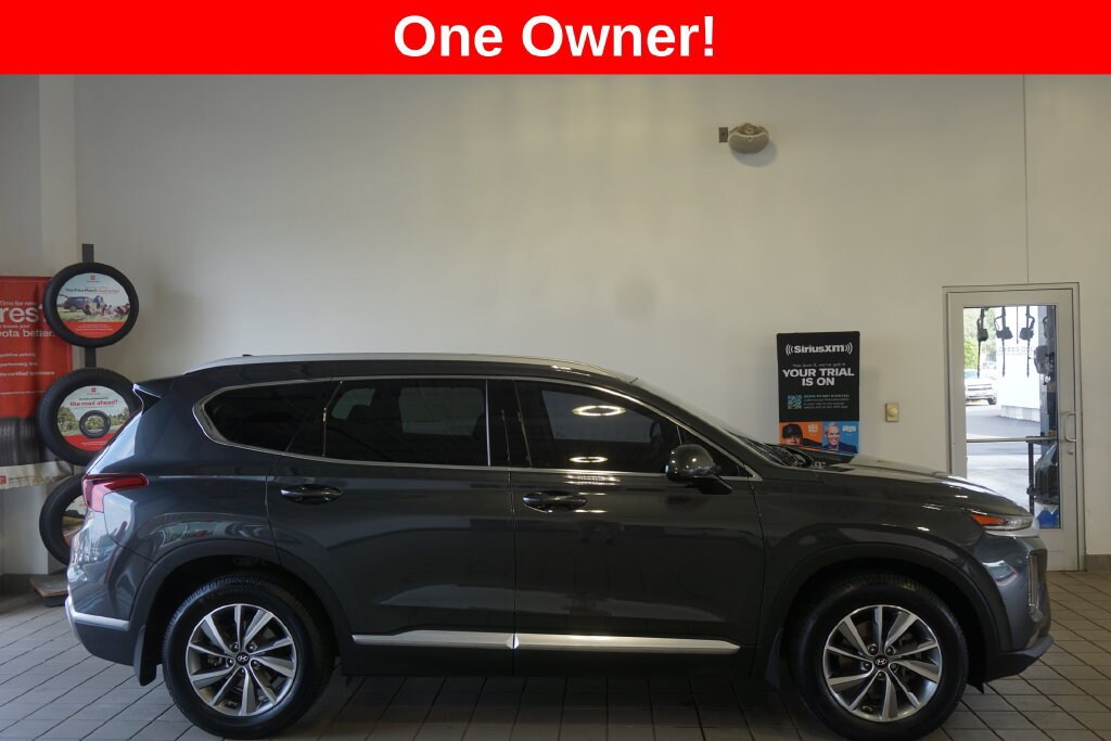 Used 2020 Hyundai Santa Fe SEL with VIN 5NMS33AD6LH253539 for sale in Springfield, MI
