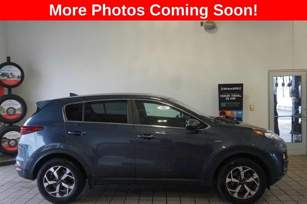 Used 2020 Kia Sportage LX with VIN KNDPMCAC3L7645878 for sale in Springfield, MI