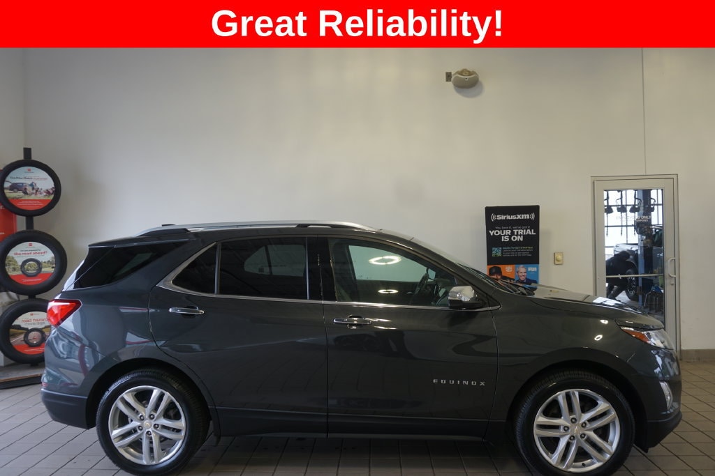 Used 2018 Chevrolet Equinox Premier with VIN 2GNAXWEX4J6267280 for sale in Springfield, MI