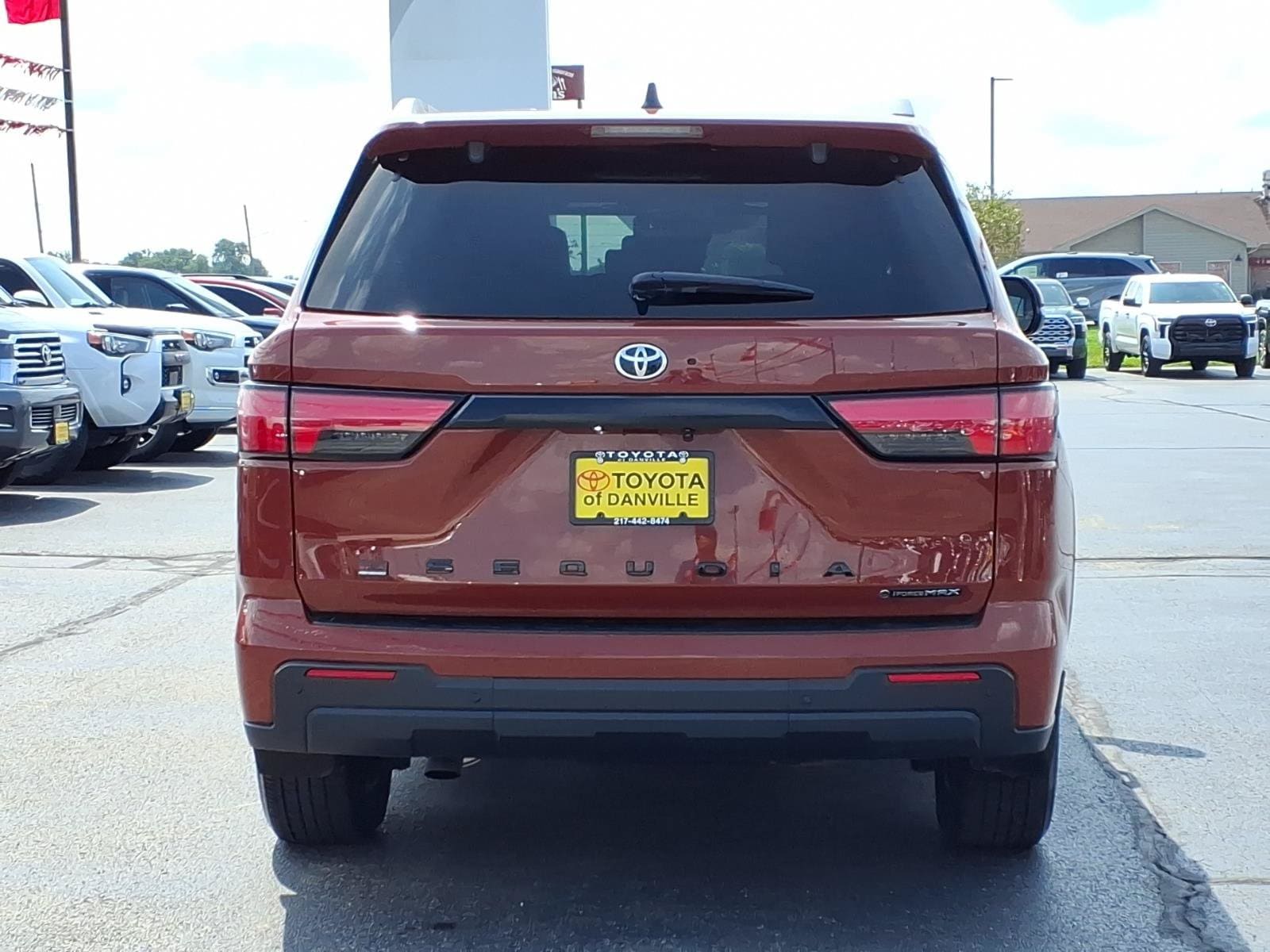 2025 Toyota Sequoia SR5 - Photo 15