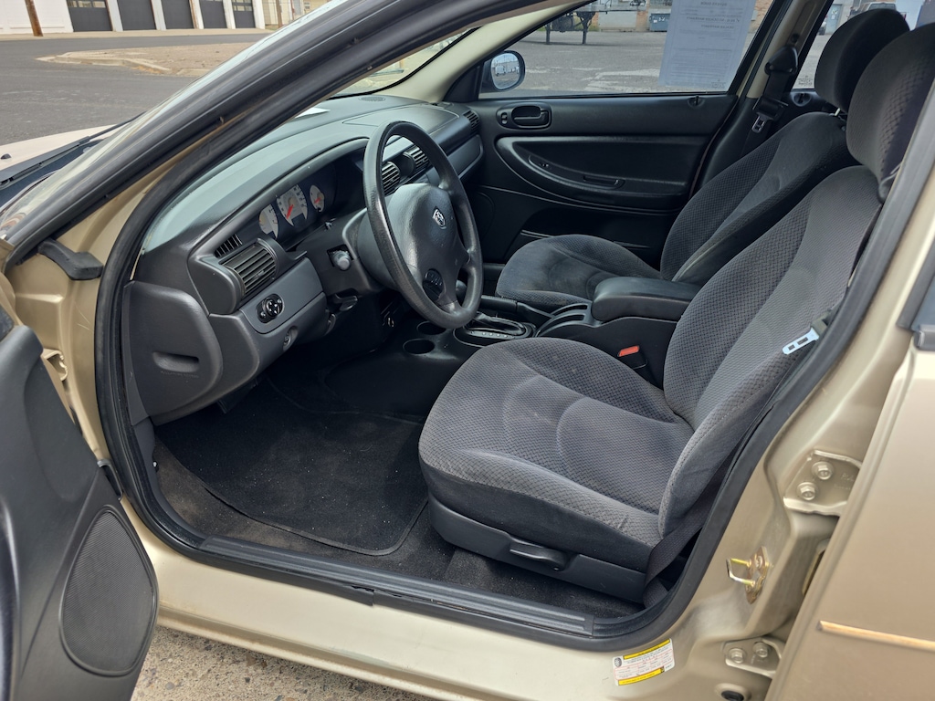 Used 2006 Dodge Stratus SXT Sedan