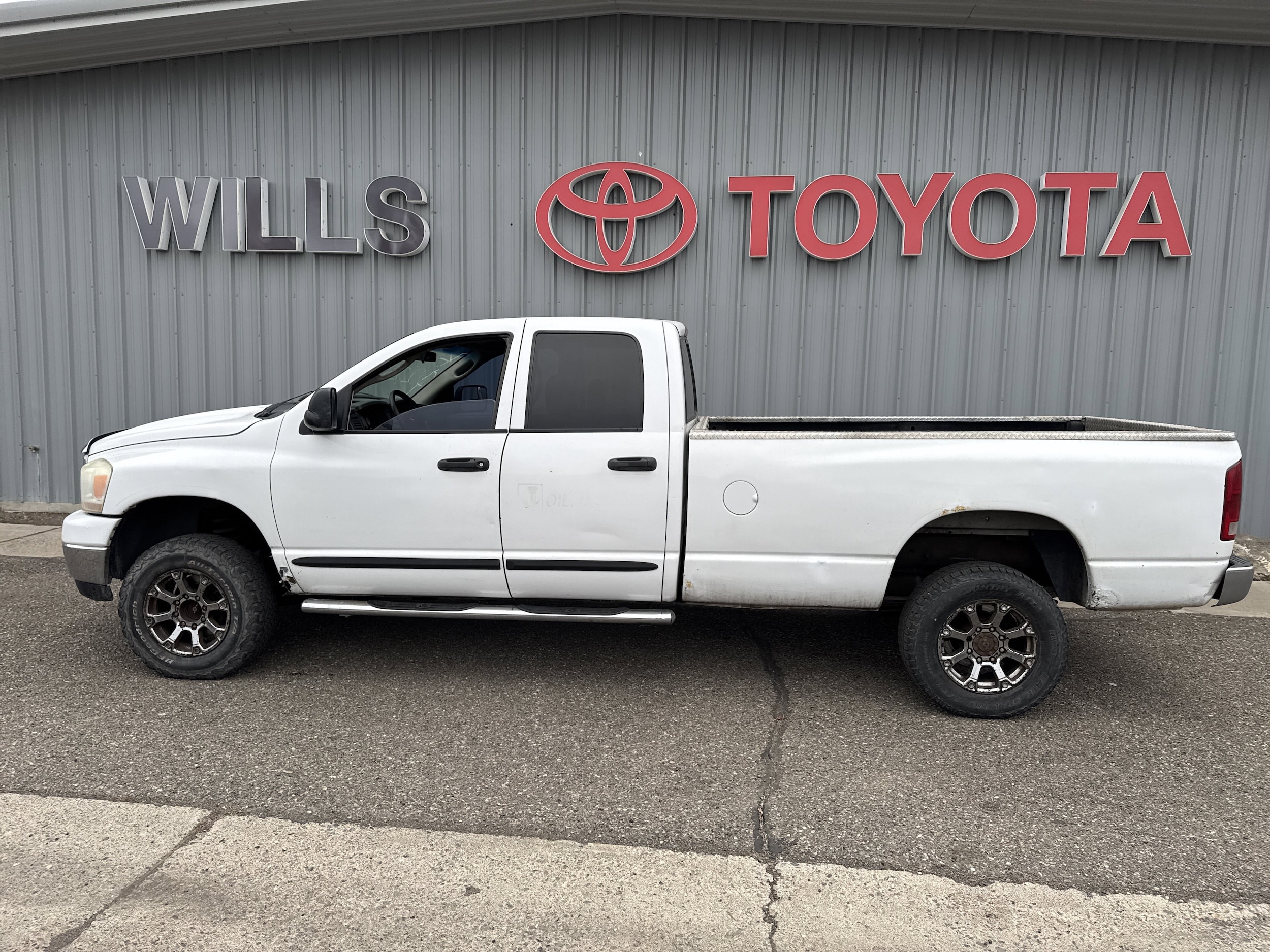 2006 Dodge Ram 2500 Pickup TRX4 Off Road - Photo 10