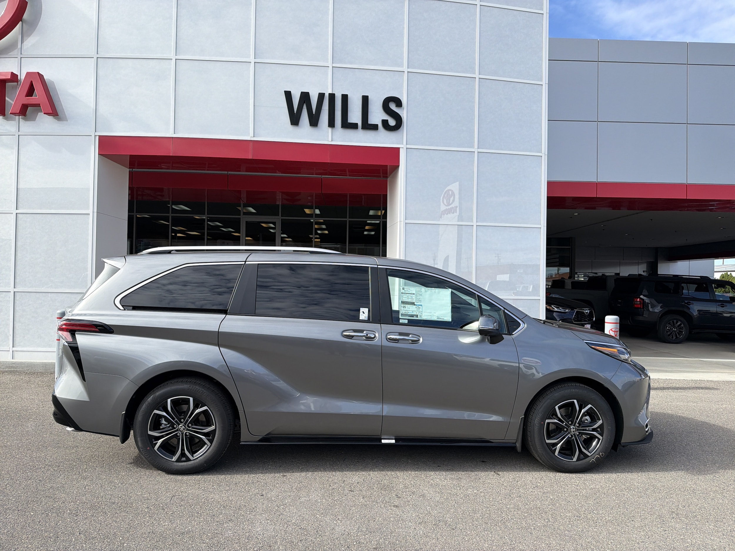 2026 Toyota Sienna Platinum