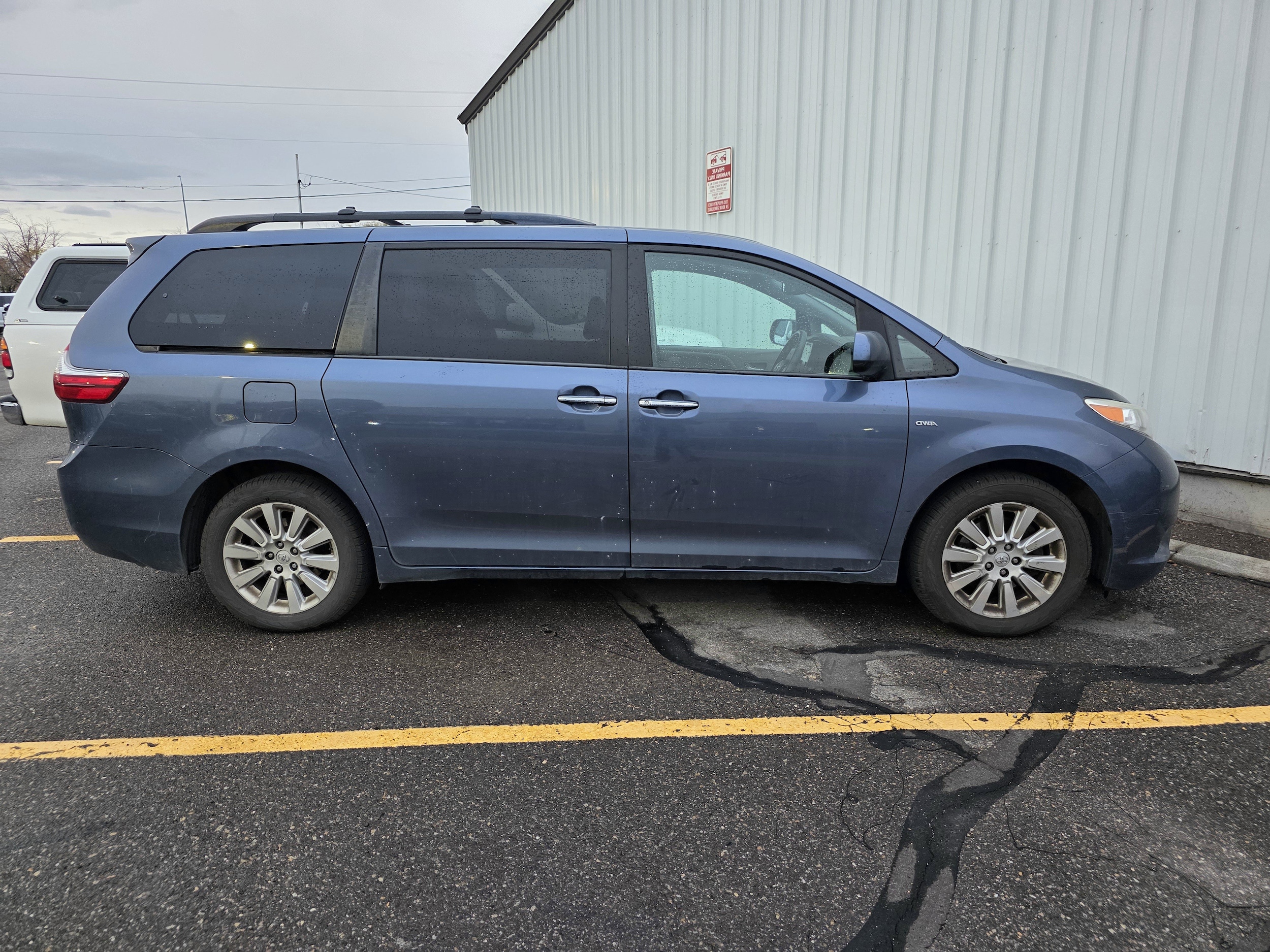 2016 Toyota Sienna XLE