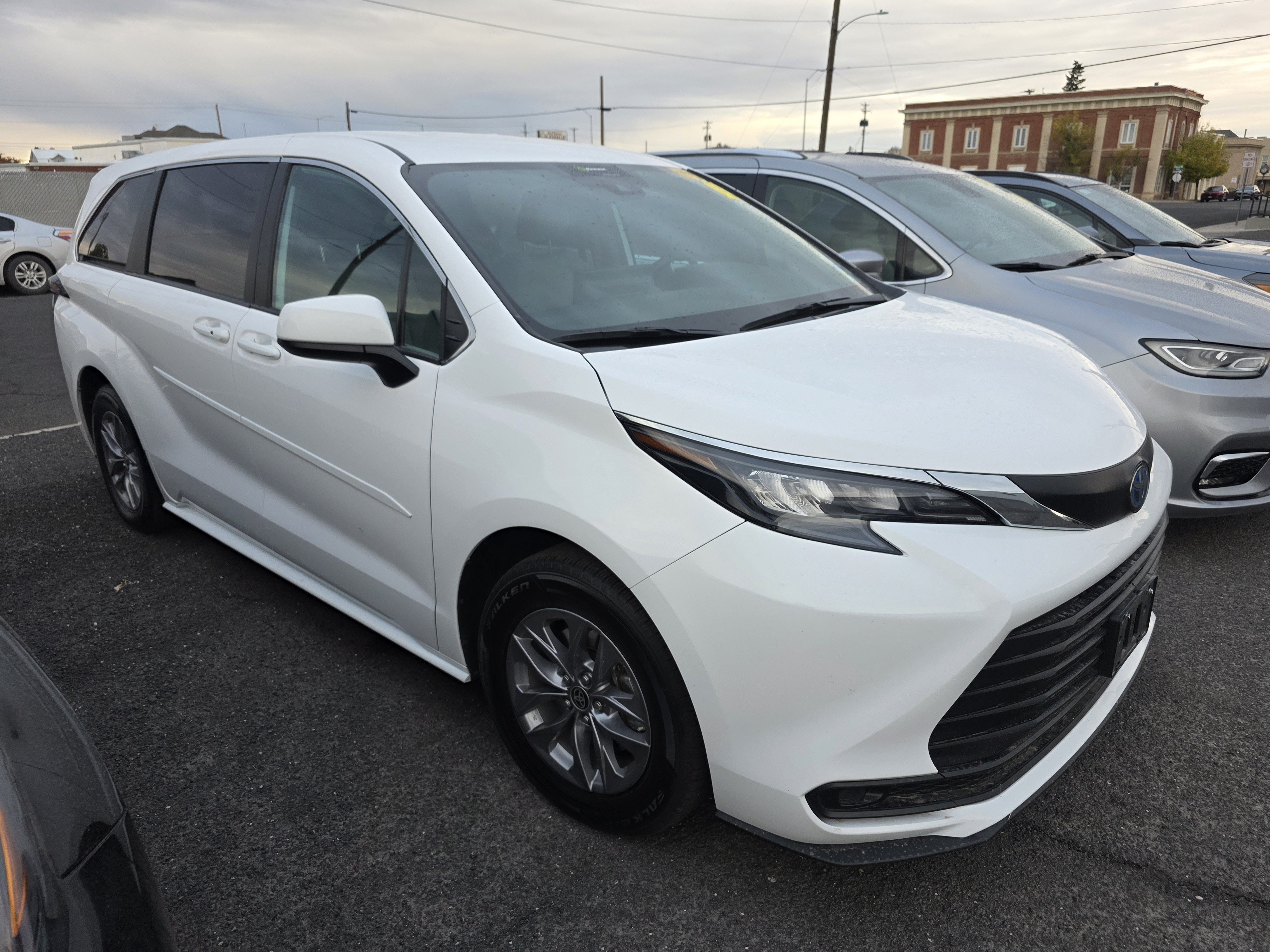 2025 Toyota Sienna