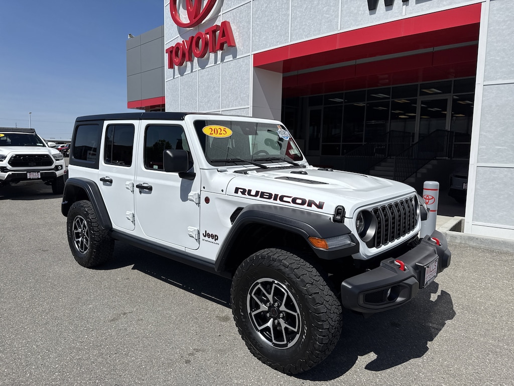 Used 2025 Jeep Wrangler Rubicon SUV