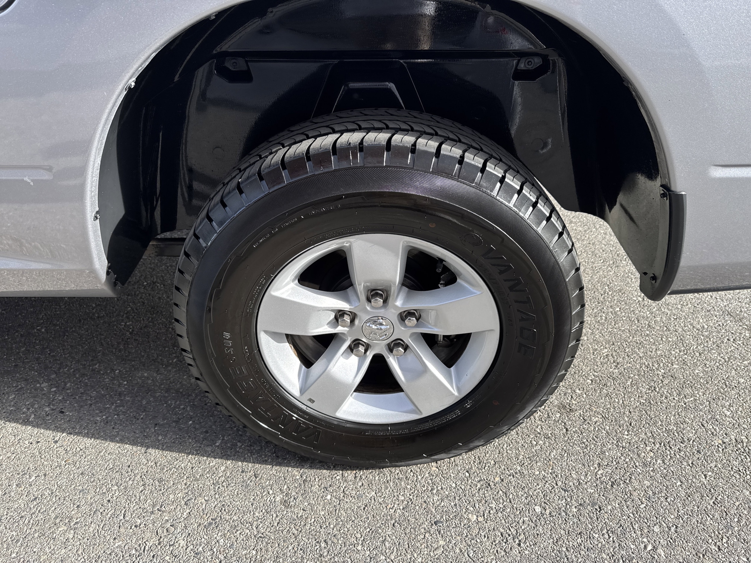 2024 RAM Ram 1500 Classic SLT - Photo 8