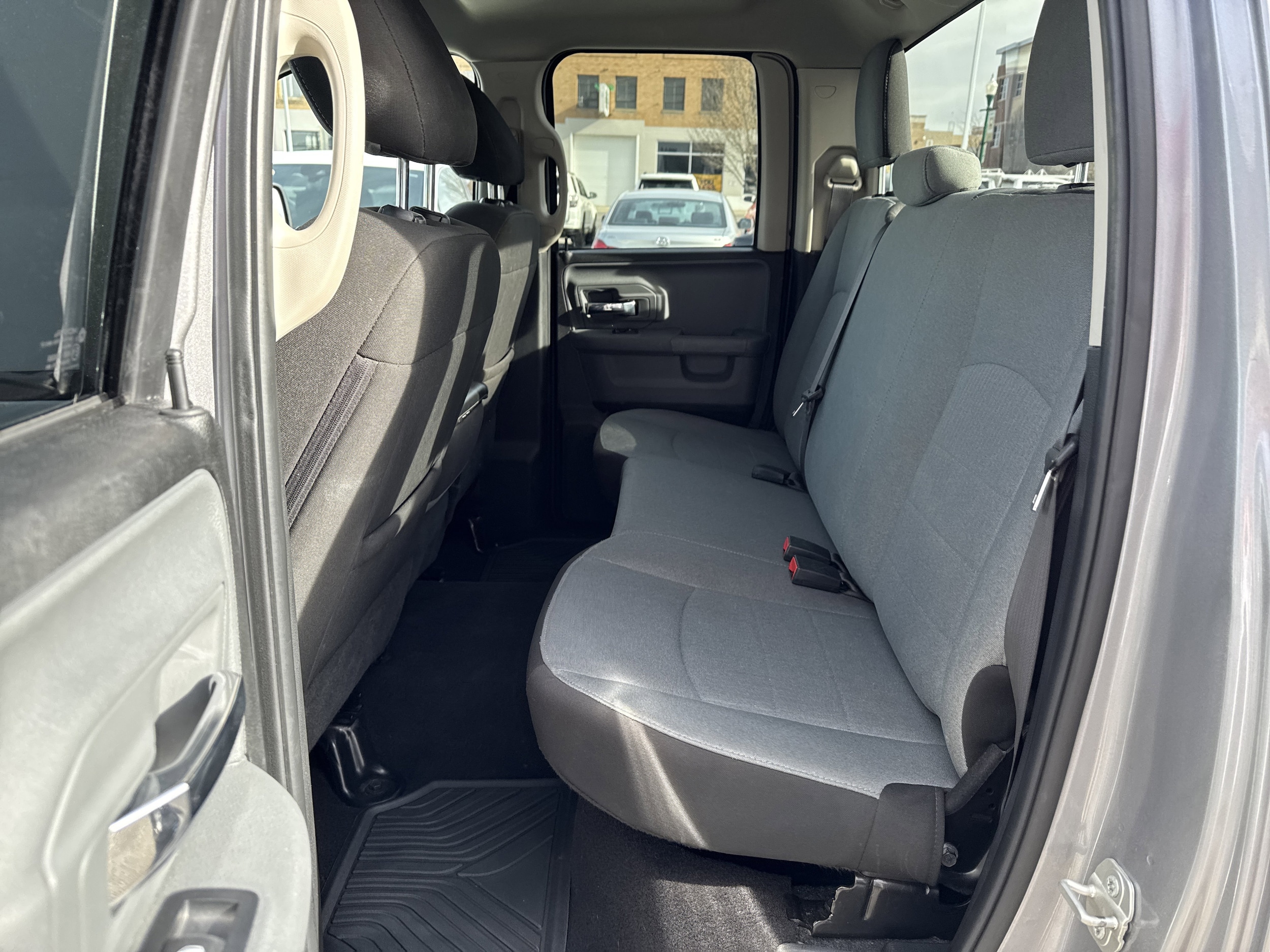 2024 RAM Ram 1500 Classic SLT - Photo 11