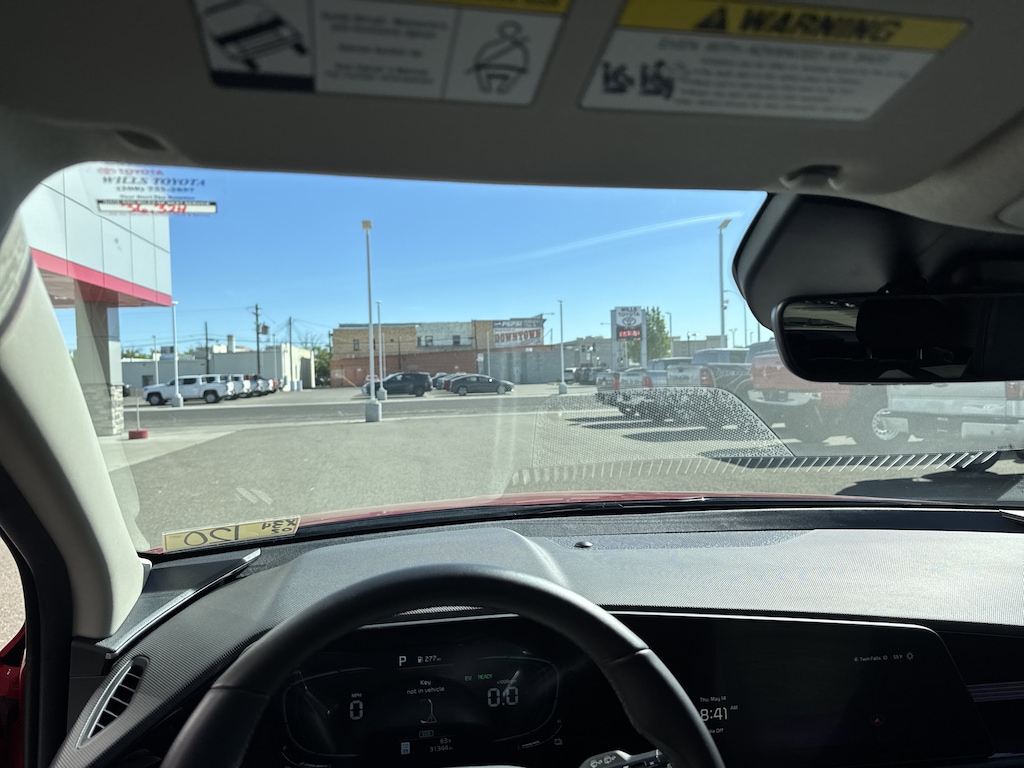 Used 2024 Kia Niro EX Touring SUV