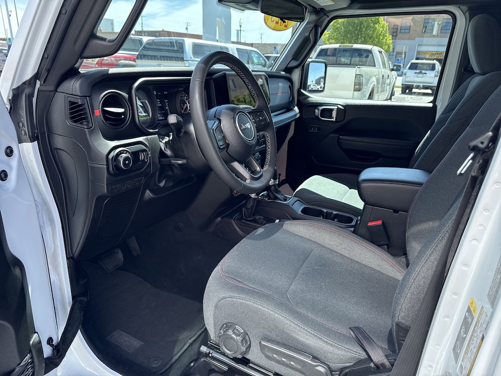 Used 2025 Jeep Wrangler Rubicon SUV