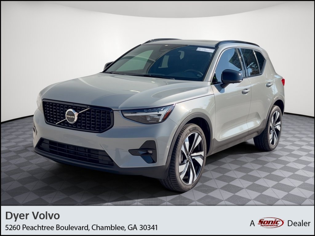 Certified 2024 Volvo XC40 Ultimate Dark Theme SUV