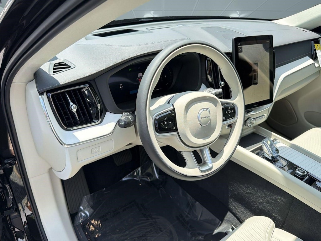 Used 2026 Volvo XC60 B5 Ultra SUV