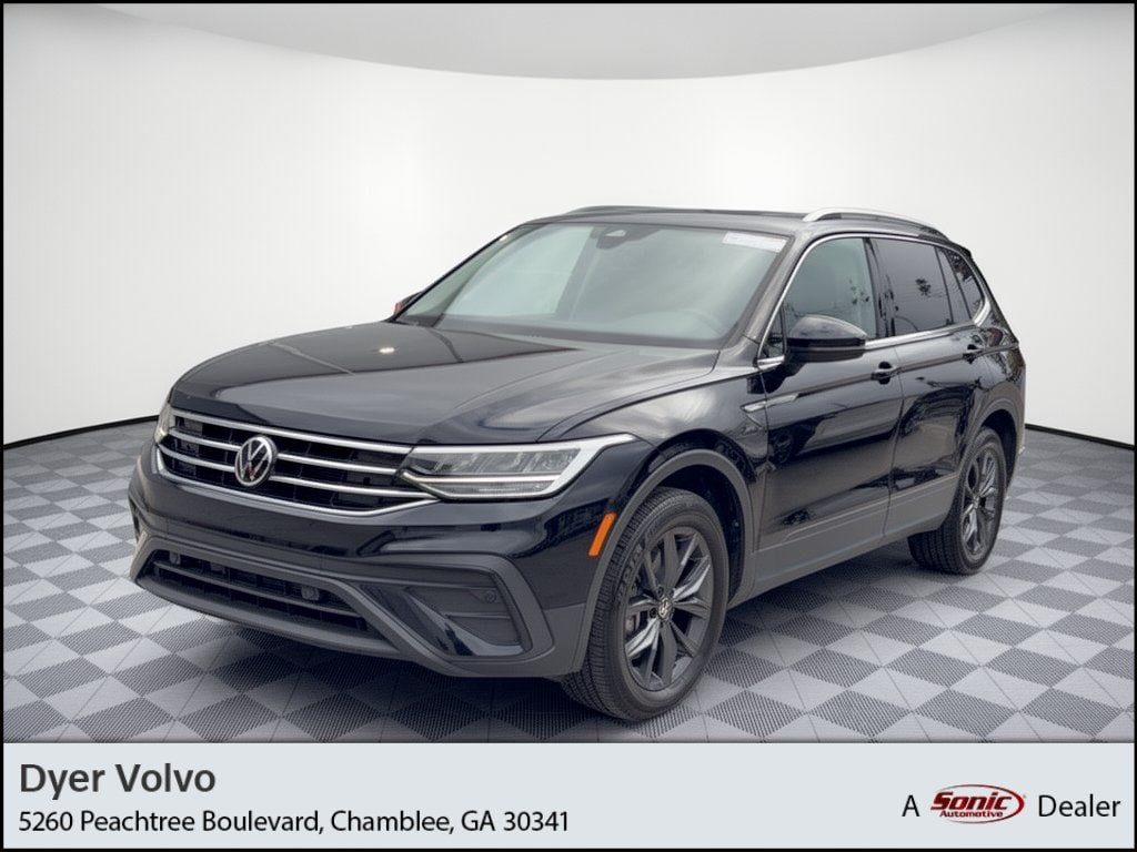 Used 2022 Volkswagen Tiguan SE SUV